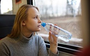 Seven Tips to Stay Hydrated in the Winter