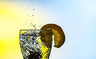 How Are Soft Drinks Made Fizzy?