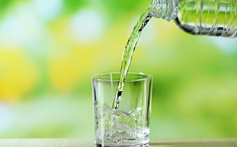 The Best Bottled Water to Drink In 2020: Our Top 7 Shortlisted Water Brands