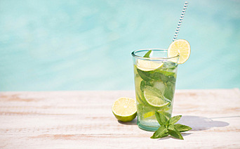 5 End-of-Summer Drinks to Make Before the Fall Weather