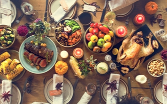 Spice Up Thanksgiving Dinner with These 5 Cocktails