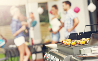 5 Delicious Sodas That Go with All of Your BBQ Food